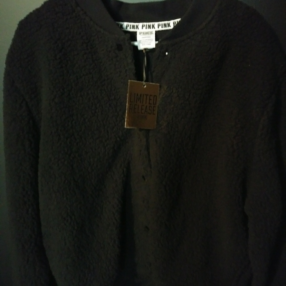 Vs PINK LIMITED RELEASE SHERPA BOMBER SIZE LARGE